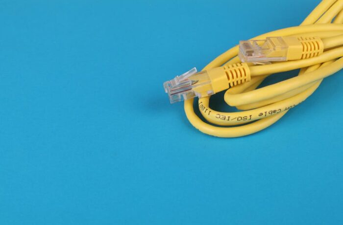 Ilustracja artykułu: Network troubleshooting checklist for packet loss: step-by-step fixes for wi‑fi and ethernet