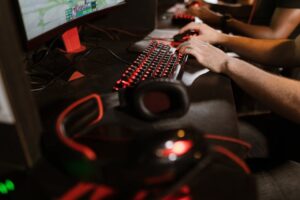 Ilustracja artykułu: Packet loss fix: step-by-step network troubleshooting for esports setups