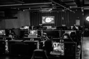 Ilustracja artykułu: Packet loss fix for competitive FPS: a step-by-step troubleshooting guide to stabilize your aim and...